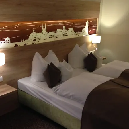 Hubertushoehe Hotel Pentling