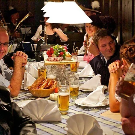 Hubertushoehe Hotel Pentling