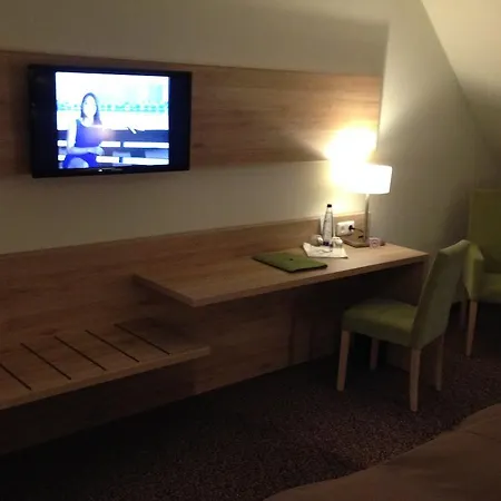 Hotel Hubertushoehe 3*